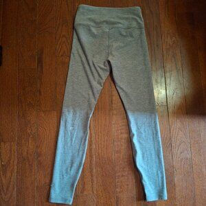 Fabletics HeatherFlex High Waisted Leggings Size Medium/Grey